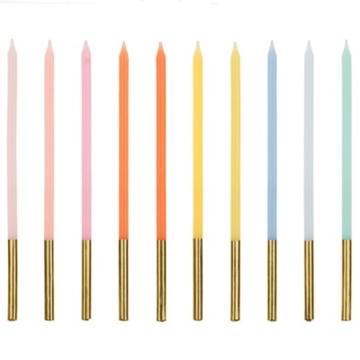 Velas Verticais Coloridas e Douradas