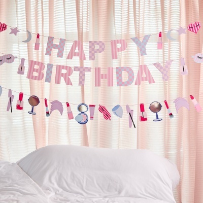 Grinalda Happy Birthday - Pamper Party Maquilhagem