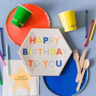 Pratos Happy Birthday Neon