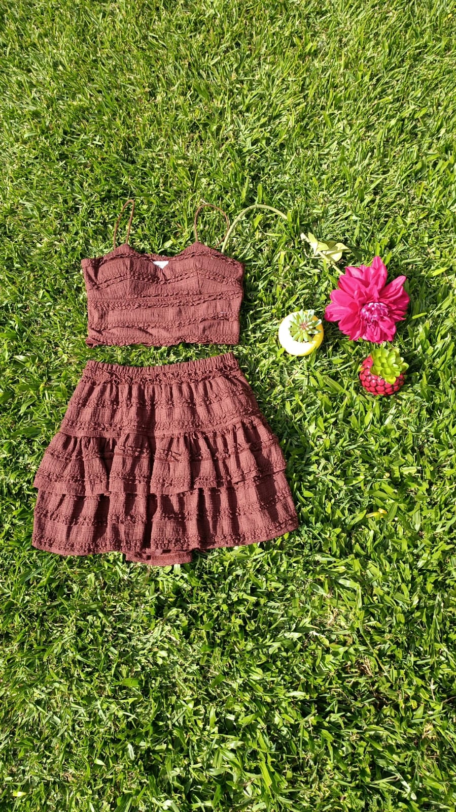 Conjunto top e saia-calção