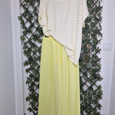 Conjunto calça pantalona e camisola