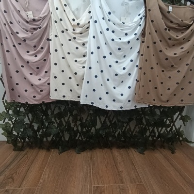 Blusa com bolinhas