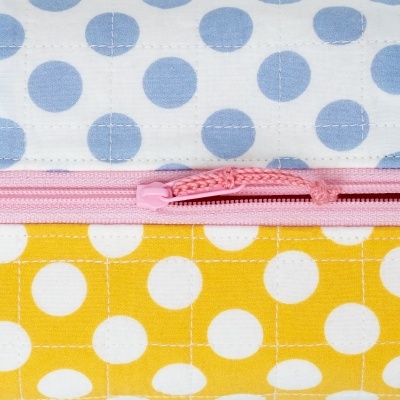 Necessaire M Bolinhas Rosa
