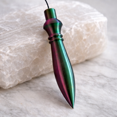 Pêndulo ecológico Anahata em filamento PLA com chumbo