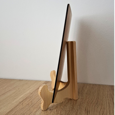 Suporte para gráfico em madeira