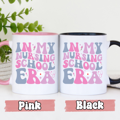 Caneca&#x20;&quot;In&#x20;My&#x20;Nursing&#x20;School&#x20;Era&quot;&#x20;-&#x20;Companheira&#x20;Perfeita&#x20;para&#x20;Estudantes&#x20;de&#x20;Enfermagem