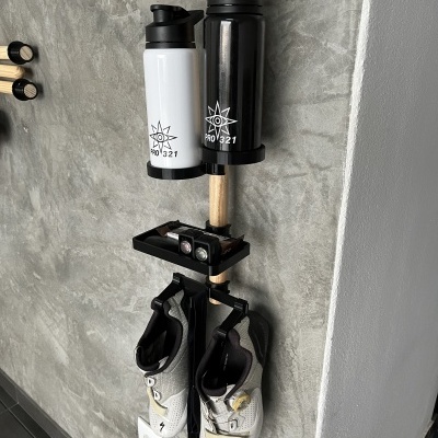 Suporte de Parede para Acessórios de Ciclismo