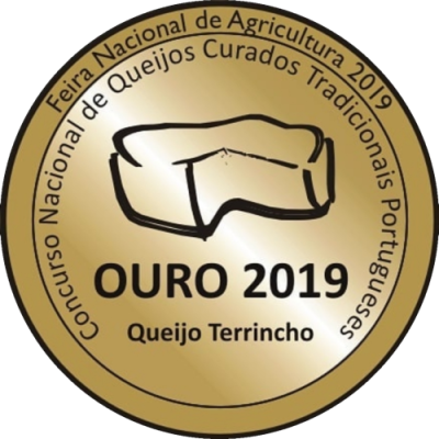Queijo Terrincho DOP Velho - Quinta da Veiguinha (650 a 680g)