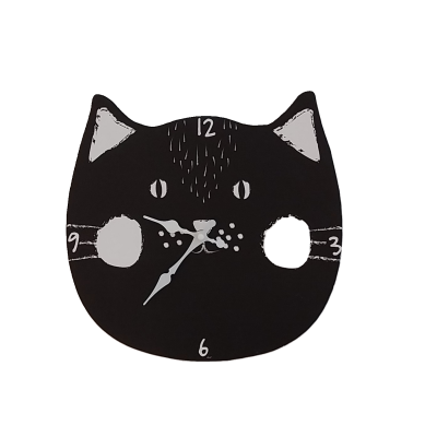 Relógio de parede com o formato da cabeça de um gato.