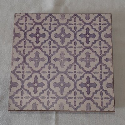 Base para quentes, em madeira.