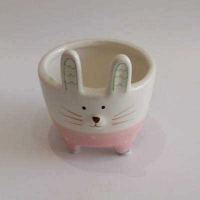 Taça com orelhas de coelho - cor de rosa.
