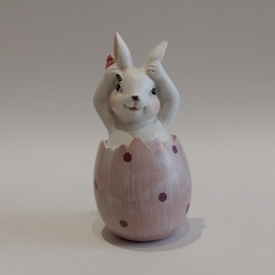 Coelha no ovo - modelo 1.