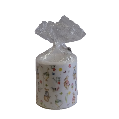 Vela com coelhos e outros motivos de Páscoa.