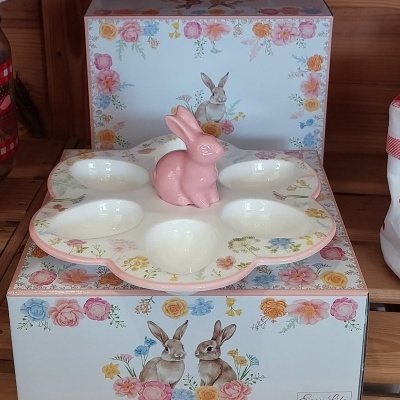 Prato para 6 ovos de Páscoa.