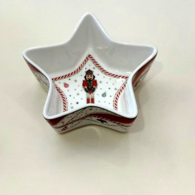 Taça quebra-nozes.