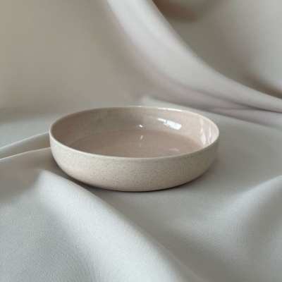 Prato Pasta Rosa com Granilha