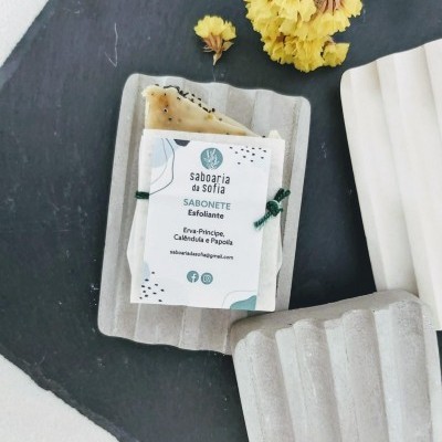 Saboneteira  de cimento