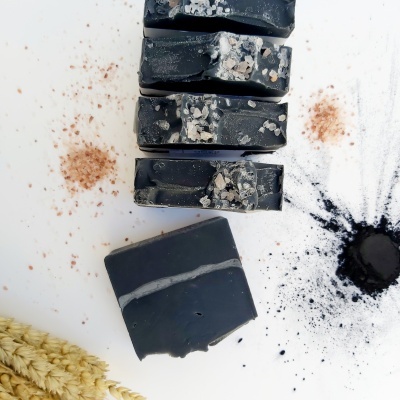 Sabonete decorativo - Lúcia-lima e Carvão Ativado