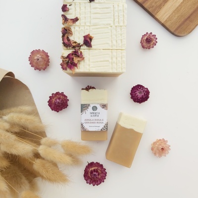 Sabonete - Argila Rosa e Gerânio Rosa Sabonete - Argila Rosa e Gerânio Rosa