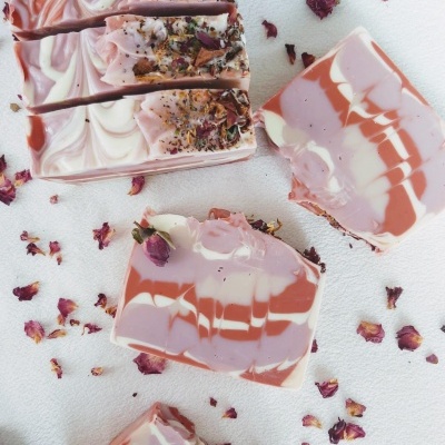 Sabonete decorativo "Flores" - Flor de Laranjeira, Gerânio Rosa e Lavanda