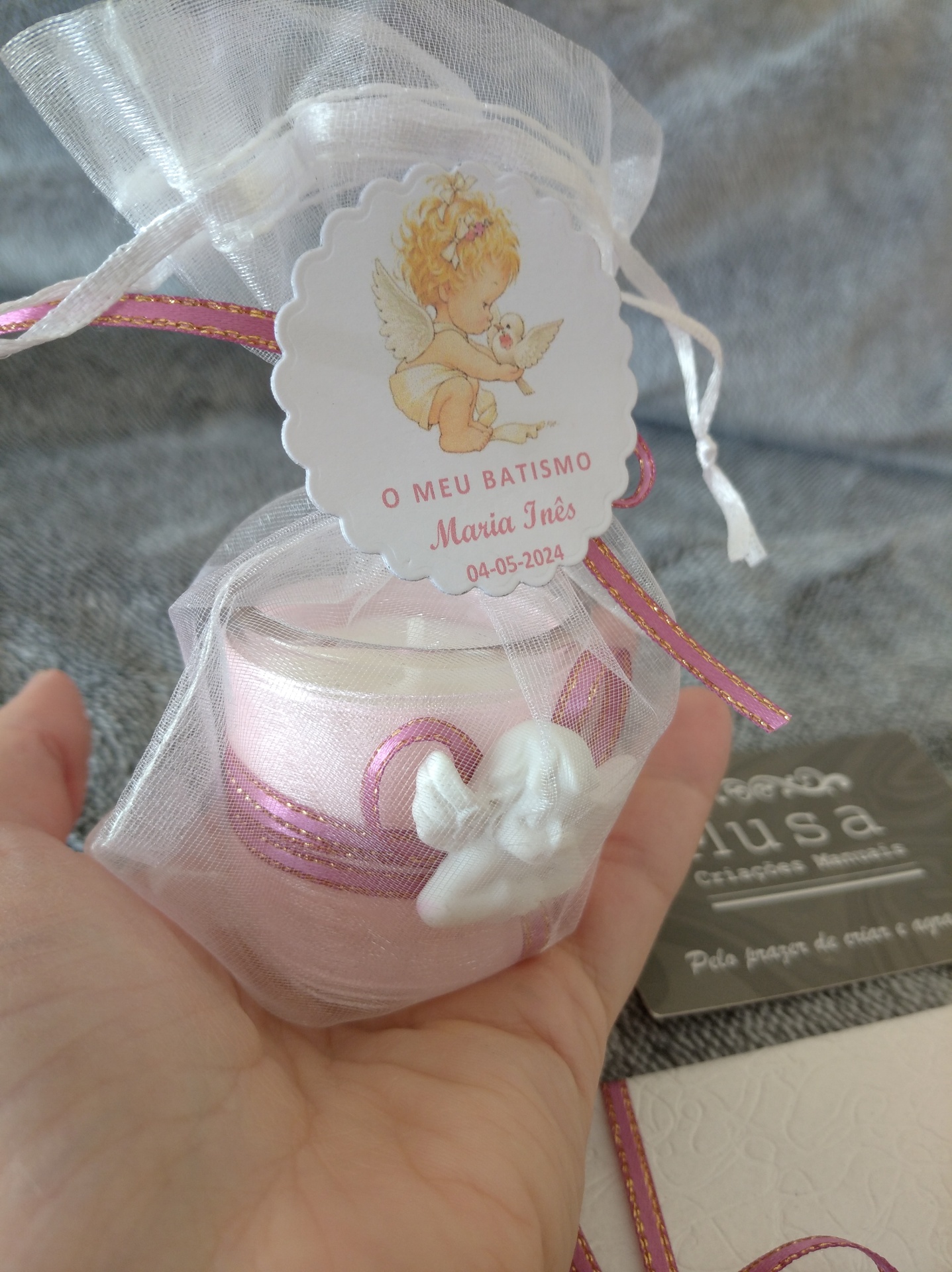 Lembrança: vela perfumada anjo