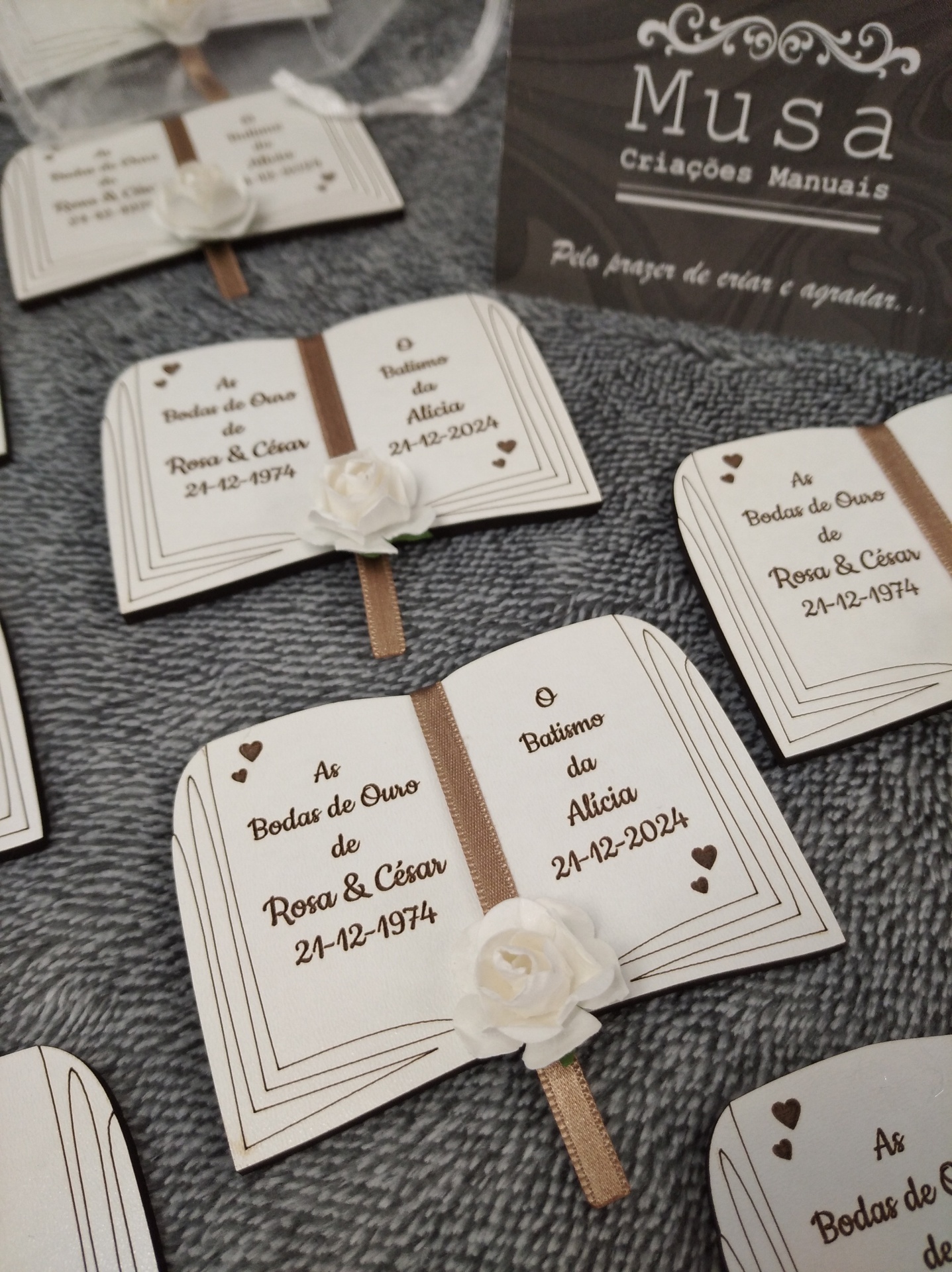 Íman livro aberto em mdf