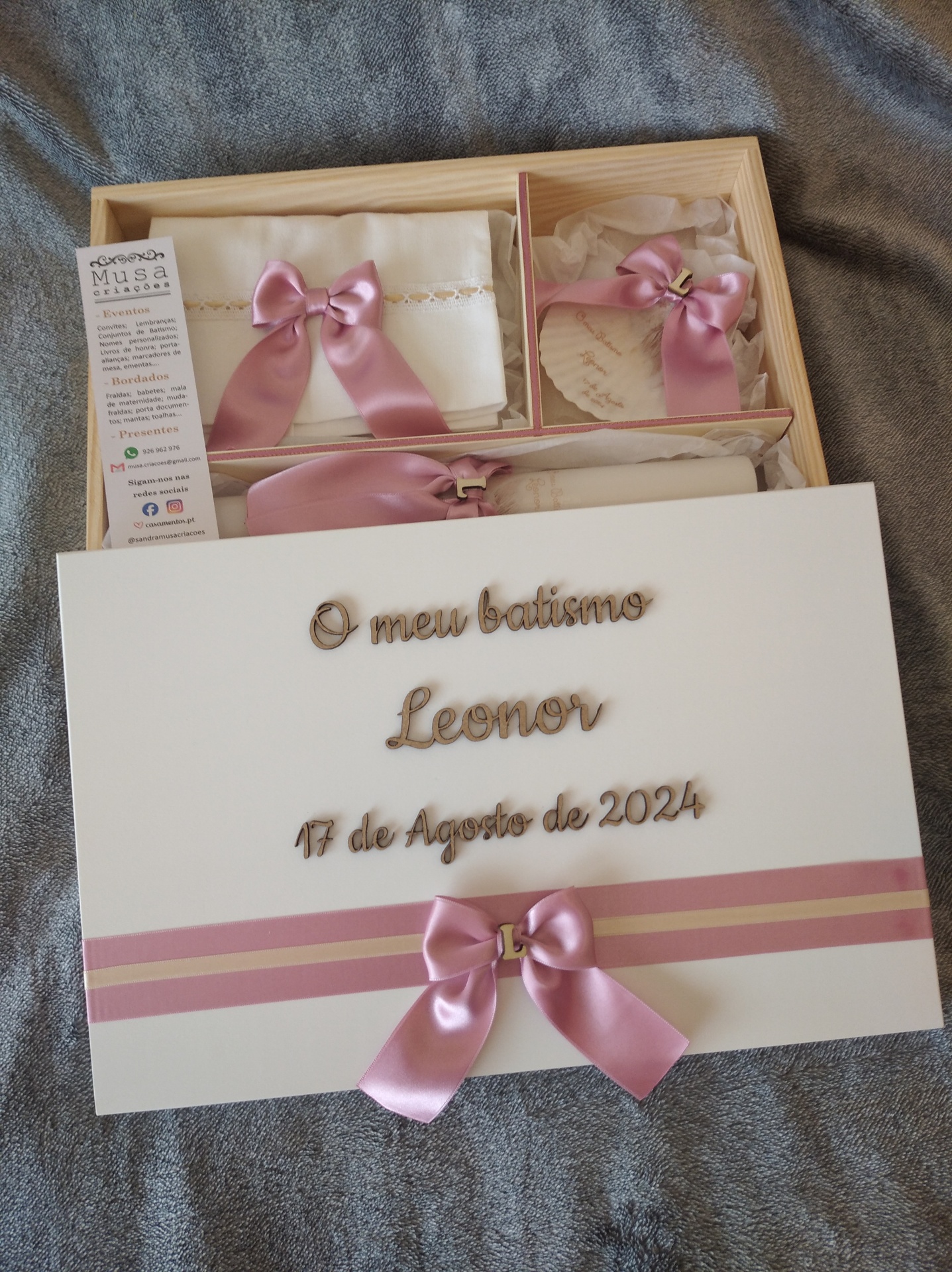 Convite de batismo "Leonor"