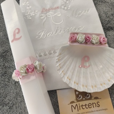 Conjunto de batismo "coroa de flores"
