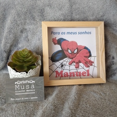 Mealheiro "Homem-Aranha"