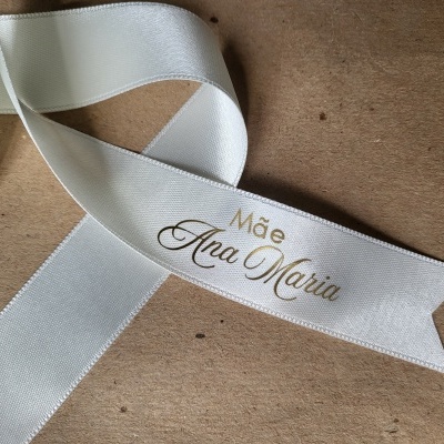 Fita para o ramo com homenagem