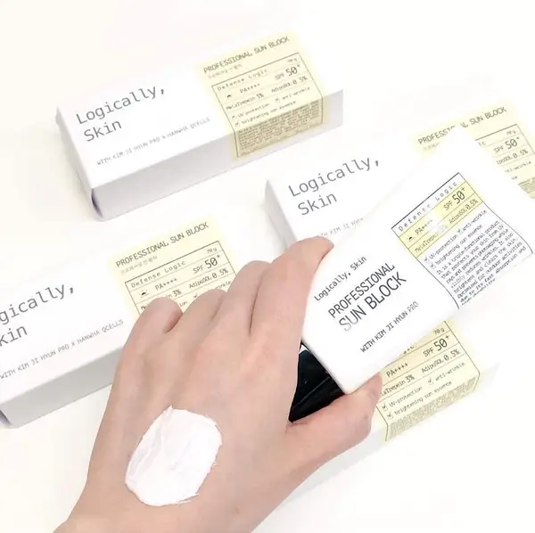 Logically, Skin Professional Sun Block SPF50+ PA++++ 70 g