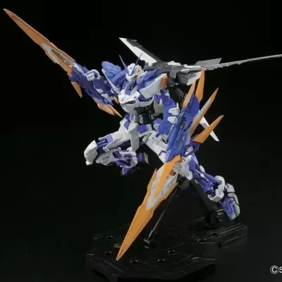 Master Grade MG 1/100 Gundam Astray Blue Frame D