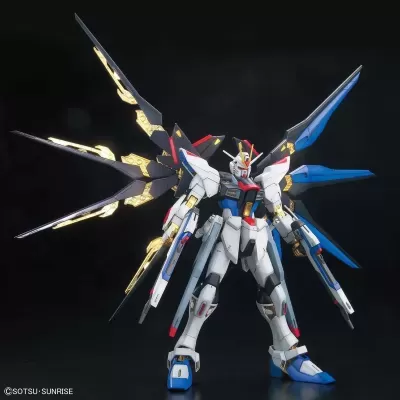 Master Grade MG 1/100 Strike Freedom Gundam Full Burst Mode