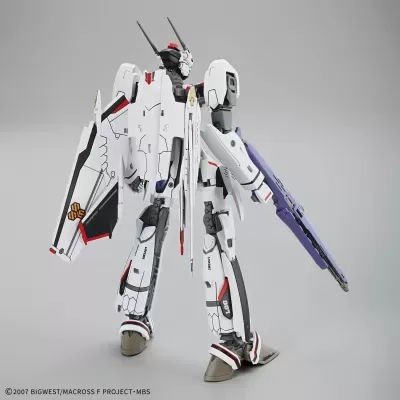 High Grade Macross Frontier HG 1/100 VF-25F Messiah Valkyrie (Alto Saotome Use)
