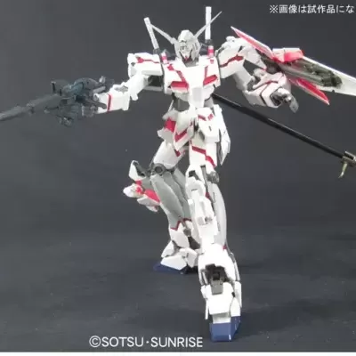 Master Grade 1/100 RX-0 Unicorn Gundam HD Color + MS Cage