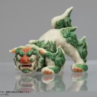 Puripura Shisa On The Desk
