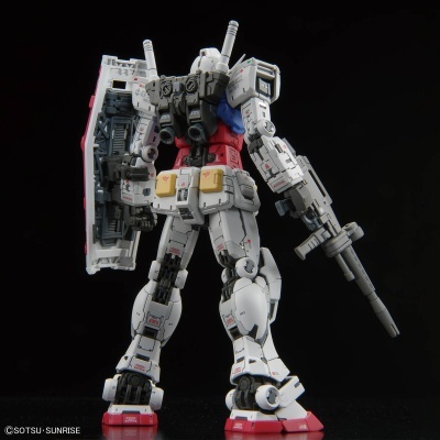 Real Grade RX-78-2 Gundam Ver.2.0
