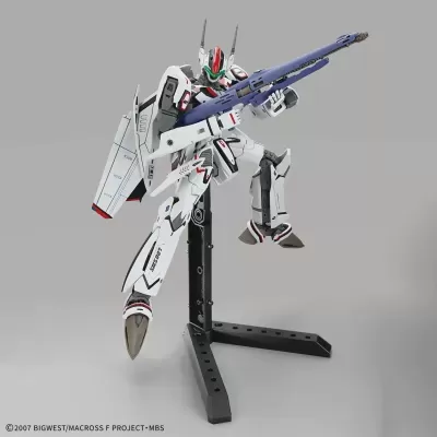 High Grade Macross Frontier HG 1/100 VF-25F Messiah Valkyrie (Alto Saotome Use)