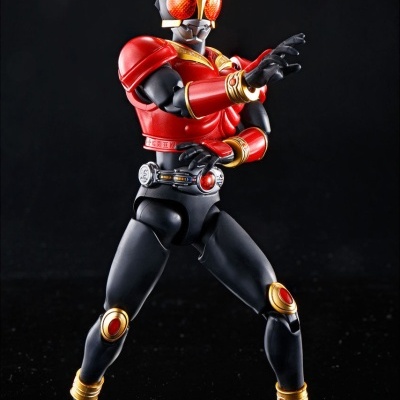 Figure-rise Standard Masked Rider Kuuga Mighty Form (Decade Ver.)