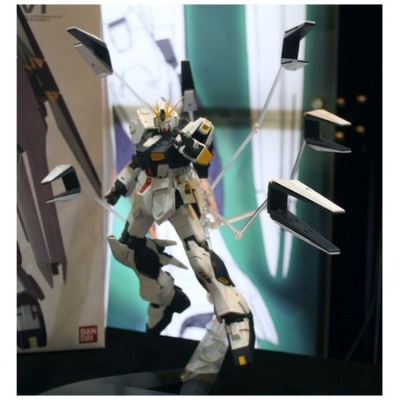 Master Grade Nu Gundam Ver. Ka