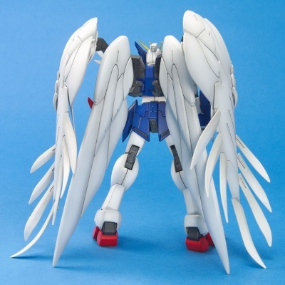 Master Grade Wing Gundam Zero Endless Waltz Ver