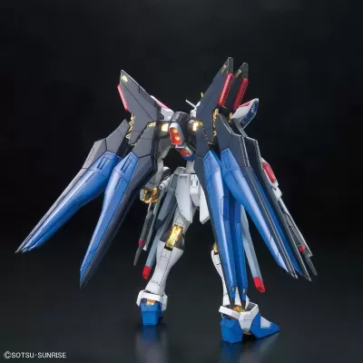 Master Grade MG 1/100 Strike Freedom Gundam Full Burst Mode