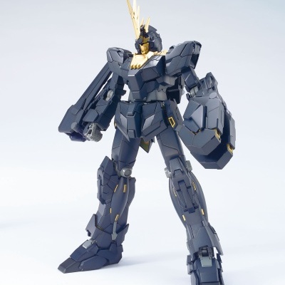 Master Grade RX-0 Unicorn Gundam 02 Banshee