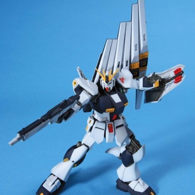 High Grade RX-93 Nu Gundam