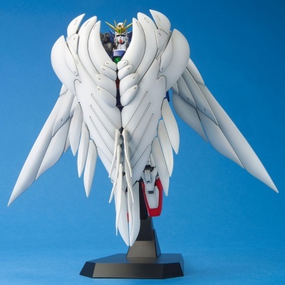 Master Grade Wing Gundam Zero Endless Waltz Ver