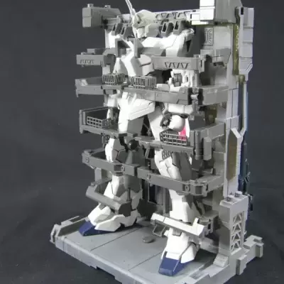 Master Grade 1/100 RX-0 Unicorn Gundam HD Color + MS Cage