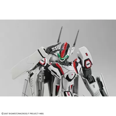 High Grade Macross Frontier HG 1/100 VF-25F Messiah Valkyrie (Alto Saotome Use)