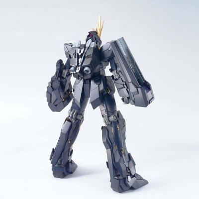 Master Grade RX-0 Unicorn Gundam 02 Banshee