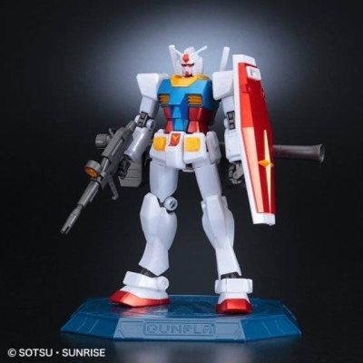 High Grade Gundam Base Limited RX-78-2 Gundam [Metallic Gloss Injection]