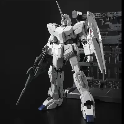 Master Grade 1/100 RX-0 Unicorn Gundam HD Color + MS Cage
